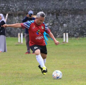 Bupati Budiman Kapten, Luwu Timur Tumbangkan Pemkab dan DPRD Luwu