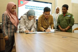 Wujudkan Satu Data Indonesia, Diskominfo Lutim Teken Kerjasama Dengan PT Telkom