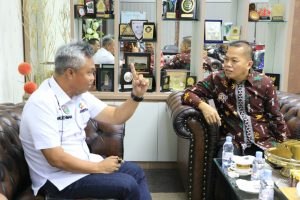 Bupati Budiman Bertemu Prof Hamzah Halim Bahas Kerjasama Inovasi 1 Desa 1 Sarjana Hukum