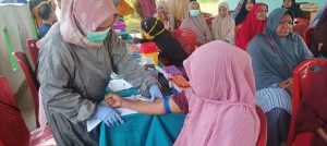 26 Penderita Hypertensi dan Diabetes Ikut Pemeriksaan Gratis Puskesmas Lakawali