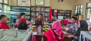 Guru SMPN 1 Mangkutana Ikut Pendampingan Individu 2 Calon Guru Penggerak