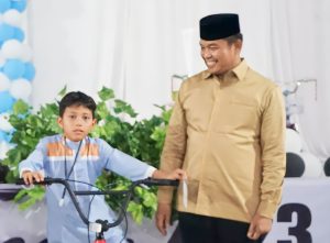 Ketua DPRD Luwu Timur Aripin Silaturahmi Bareng Anak Yatim di Yatim Fest