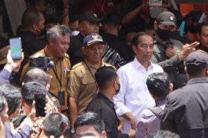 Masyarakat Luwu Timur Tumpah Ruah Sambut Presiden Jokowi di Sorowako