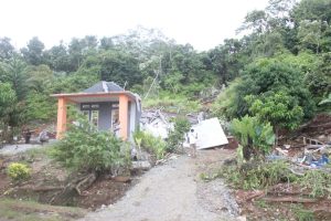 BPBD Luwu Timur Imbau Warga Tak Bangun Rumah di Kaki Bukit