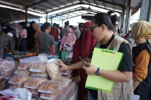 Dinas Gabungan Luwu Timur Maksimalkan Pengawasan Makanan dan Obat di Pasar
