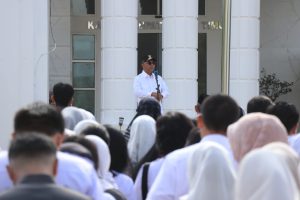 Hari Pertama Berkantor Pasca Lebaran, Bupati Budiman Minta Kepala OPD  Cek Pegawai Tak Hadir