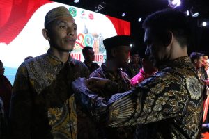 10 Kepala Desa Terima Penghargaan dari Bupati Budiman, Prestasinya?