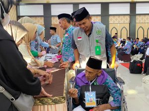 Rombongan JCH Luwu Timur Tiba di Asrama Haji Makassar