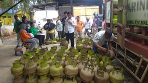 Dinas Perdagangan Luwu Timur Operasi Pasar Gas LPG 3 Kilogram di Malili dan Wasuponda