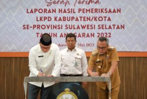 Bupati dan Ketua DPRD Luwu Timur Tandatangan LHP BPK