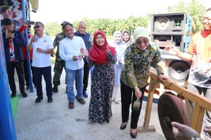 Bakti Sosial HBA ke-63 Bersama Bupati Budiman, Kejari Yadyn Puji Luwu Timur Kabupaten Paling Aman