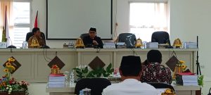 FOTO: Ketua DPRD Luwu Timur Pimpin Rapat KUA-PPAS 2023