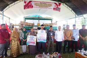 Bupati Budiman Bahagia Berkumpul Dengan Masyarakat Desa Mulyasri