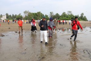 Bupati Budiman Kunjungi Tiga Wisata Pantai Luwu Timur di Akhir Pekan