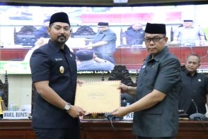 Wabup Luwu Timur Sampaikan Ranwal RPJPD 2025-2045 ke DPRD