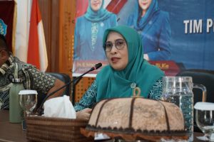 Sufriaty ObraS KaIN PKK Bahas “Suami KDRT, Istri Bertahan atau Melawan”