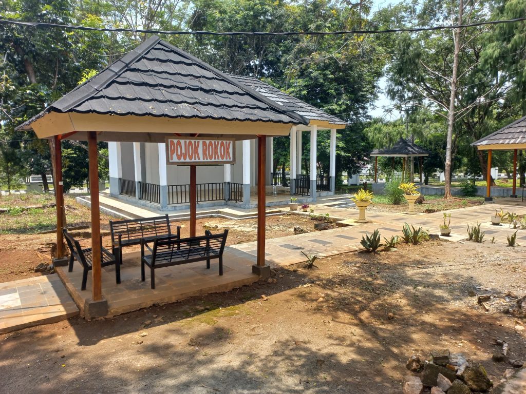 DPRD Luwu Timur Sediakan Pojok Merokok Dukung Perda KTR