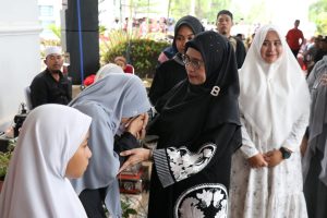Santuni Anak Yatim dan Buka Puasa Bersama, Sufriaty: Sebaik-baiknya Manusia yang Bisa Beri Manfaat