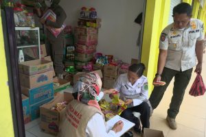 Tim Pengawasan Obat Makanan di Kalaena Temukan Makanan Kemasan Kadaluarsa