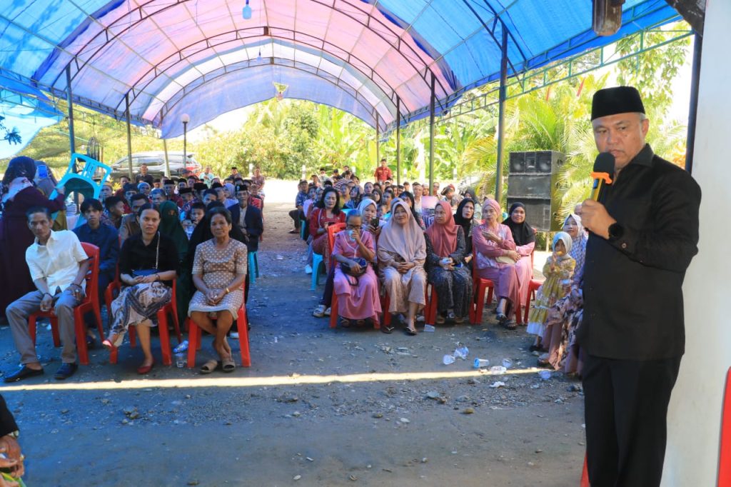 Bupati Budiman Halal Bihalal dengan Warga Lanosi