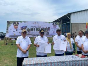 Hari Bumi di Wajo, Direktur PT CLM Sumbang 1.000 Bibit Pohon