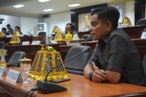 DPRD Luwu Timur Minta DLH Perjelas Regulasi Usaha Peternakan Ayam di Permukiman Warga