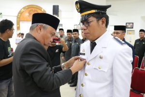 Bupati Budiman Lantik 14 Pejabat, 3 Eselon II Hasil Lelang