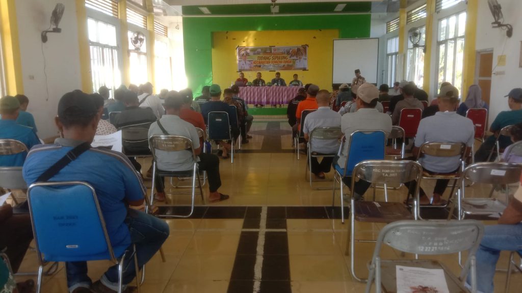 Dinas Pertanian Luwu Timur Tudang Sipulung Dengan Petani, Camat Tomoni Timur Harap Produksi Meningkat