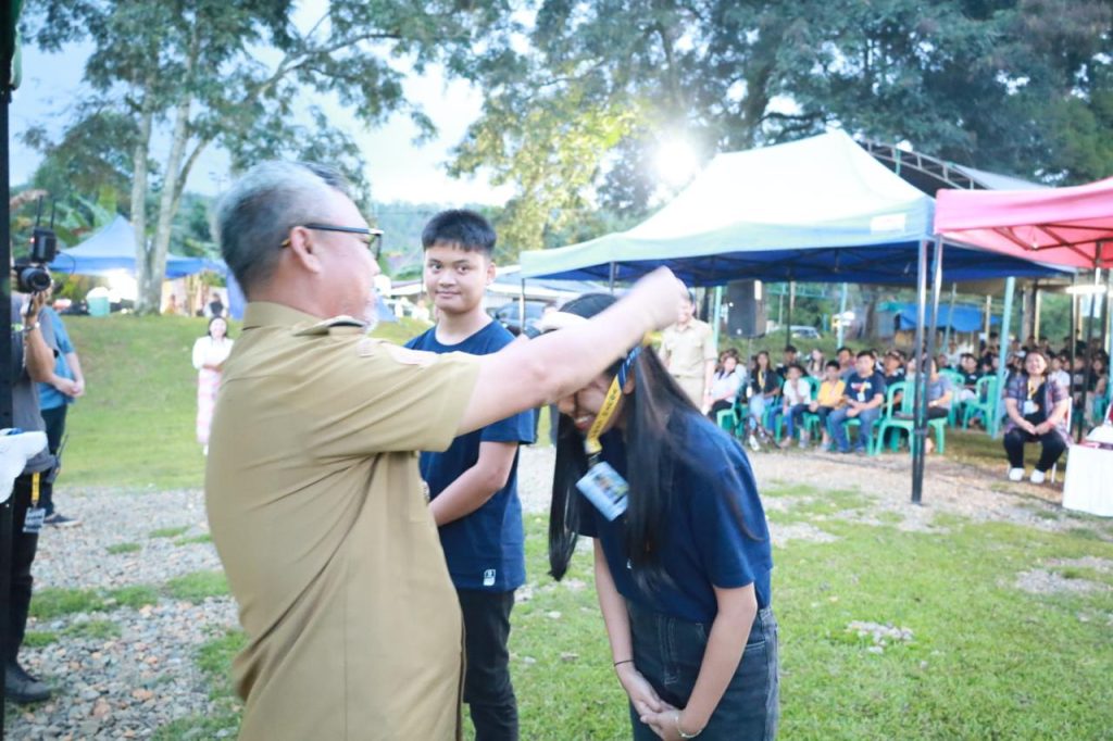 Youth Camp Gereja Pantekosta, Bupati Budiman Dukung Peningkatan Kualitas Pendidikan dan Kesejahteraan Pemuda