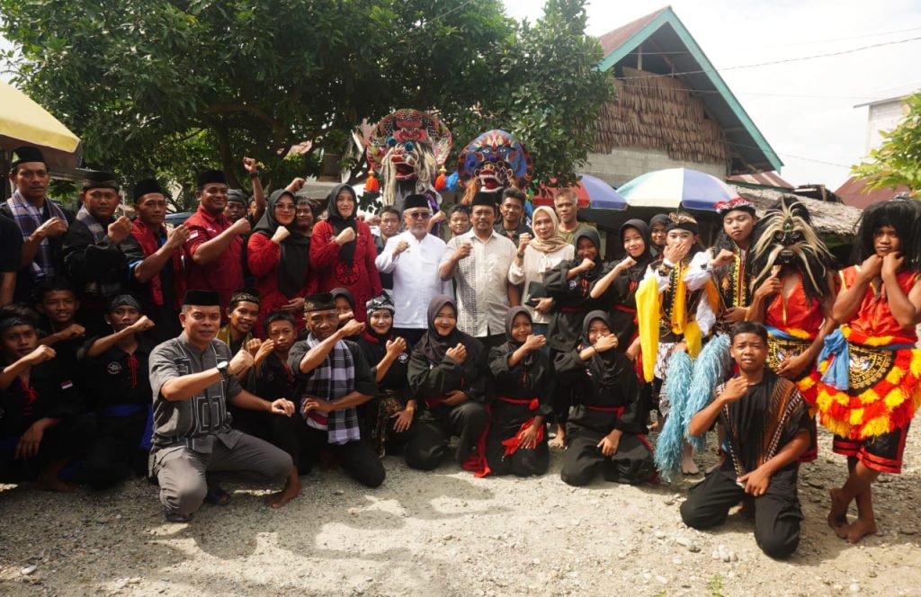 Bupati Budiman Resmikan Perguruan Pencak Silat Klain Teratai Biru