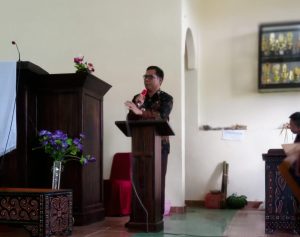 Camat Tomtim Minta Dukungan Jemaat di Syukuran Panen di Patengko