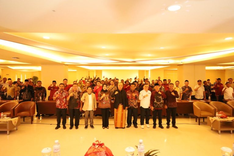 Harapan Budiman di Bimtek Kepala Desa Luwu Timur