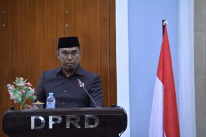 Warga Kasintuwu Curhat Soal Meteran PDAM ke Anggota DPRD Luwu Timur