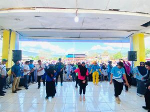 Isrullah-Usman Gelar Gelar Senam Sehat di Towuti, Ribuan Warga Hadir