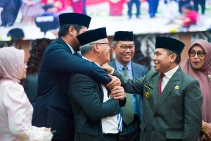 Usman Sadik Hadir Pelantikan Ketua dan Wakil Ketua DPRD Luwu Timur