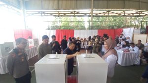 Pjs Jayadi Nas dan KPU Luwu Timur Simulasi Pemungutan dan Perhitungan Suara