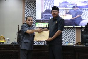 DPRD Luwu Timur Terima Ranperda APBD 2025
