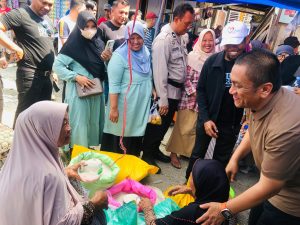 IBAS Sapa Lansia di Pasar Lambarese Burau