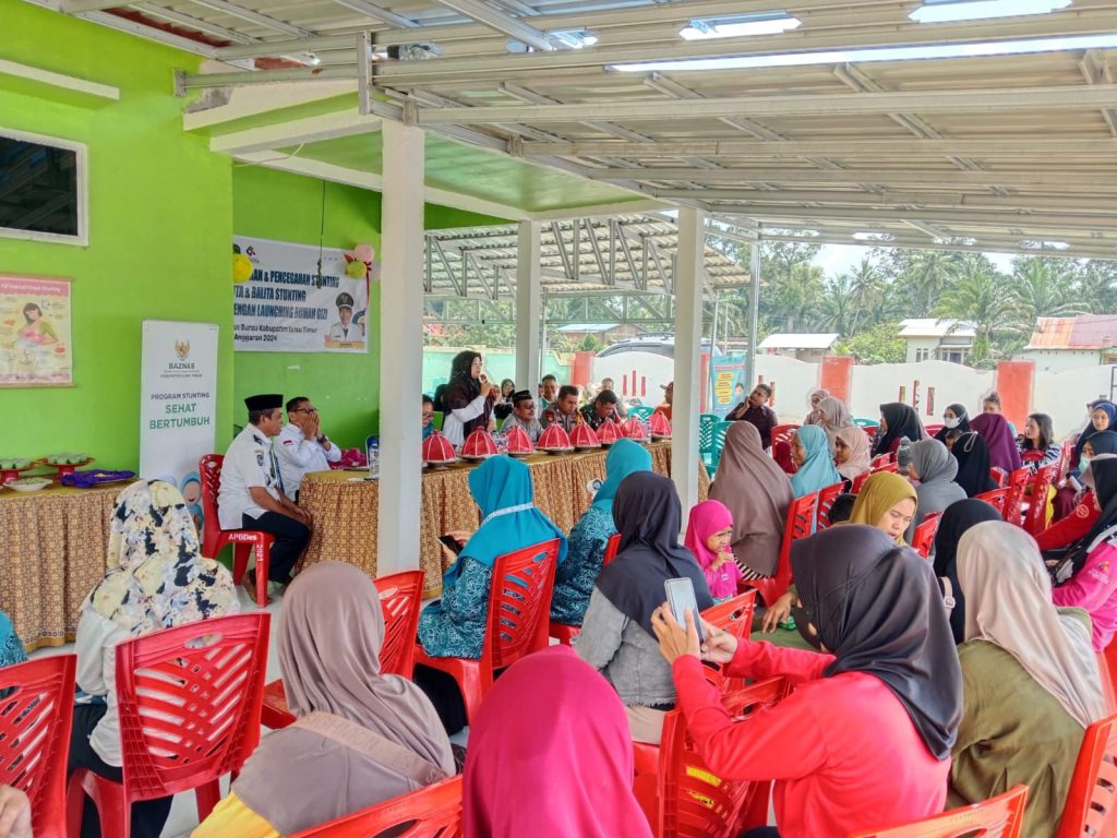 Desa Lewonu Salurkan Bantuan Penanganan dan Pencegahan Stunting