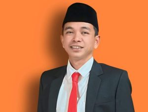 Dilantik, Aprianto Ingatkan Jihadin Peruge Ciptakan Kerja Kolaboratif di DPRD Luwu Timur