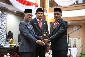 Pesan Sekda ke Yusuf Pombatu Usai Dilantik Jadi Anggota DPRD Luwu Timur