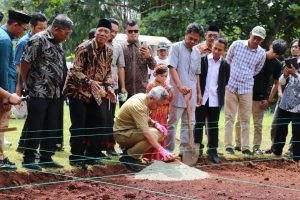 Anggota DPRD Luwu Timur Dukung Porseni SMP YPIP di Matompi
