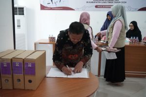 Dinas Perpustakaan Luwu Timur Musnahkan 2.500 Berkas