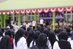 Budiman Puji Kemenag Luwu Timur di Porseni dan Kemah Moderasi Lintas Agama