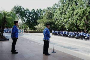 Sekda Luwu Timur Ceramahi Pejabat Eselon II di Upacara HKN