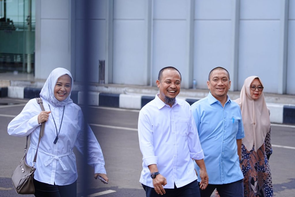 FOTO: IBAS-Puspa dan Andi Sudirman-Fatmawati Registrasi Cek Kesehatan di Kemendagri RI