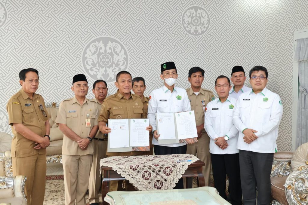 Perkuat Kualitas Pendidikan Agama, Bupati Luwu Timur Teken MoU dengan Rektor IAIN Palopo