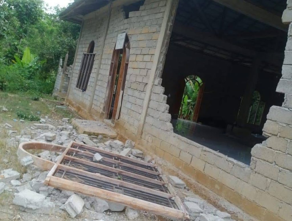 Gempa 5.2 Magnitudo Guncang Luwu Timur, Masjid di Desa Parumpanai Rusak