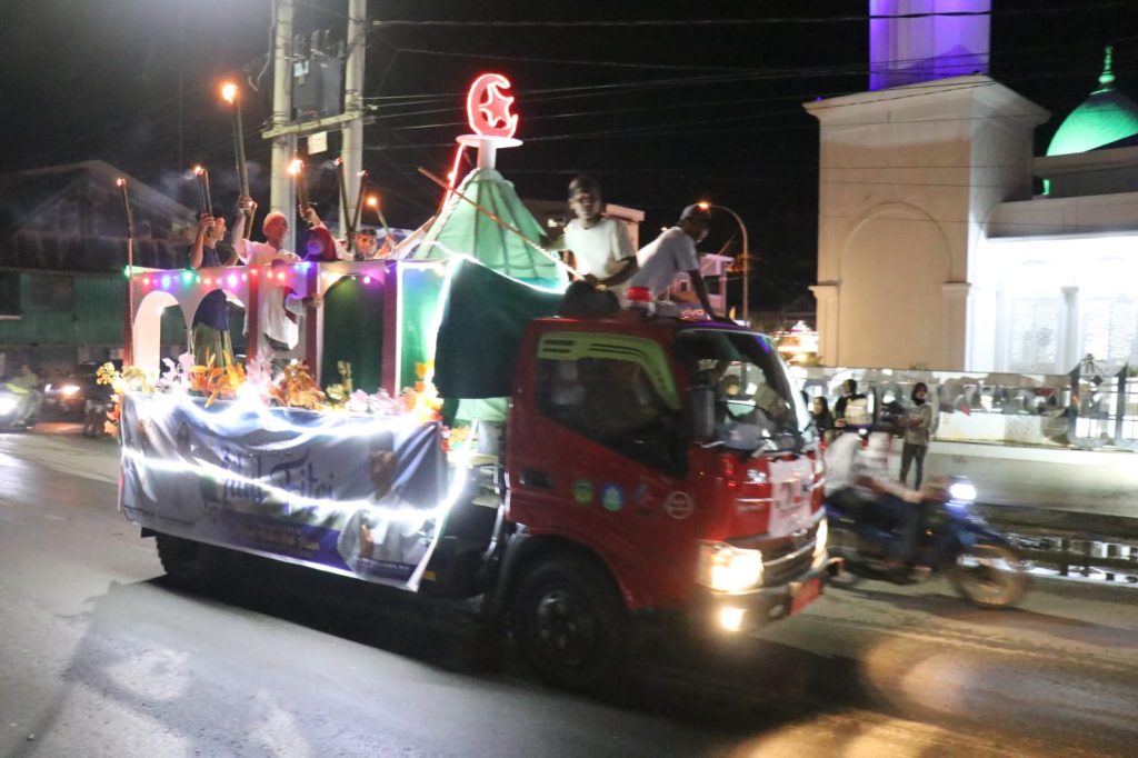 Desa Baruga Juara Takbir Keliling di Malili