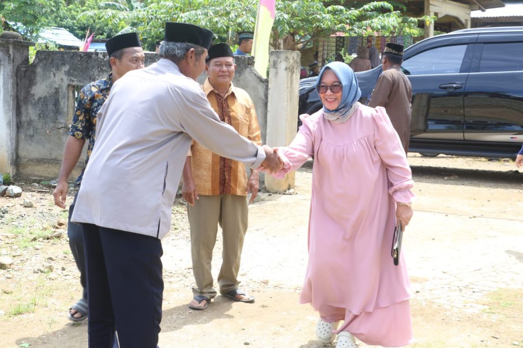 Halal Bihalal di Tawakua, Wabup Puspa: Insya Allah, 3 Kartu Sakti